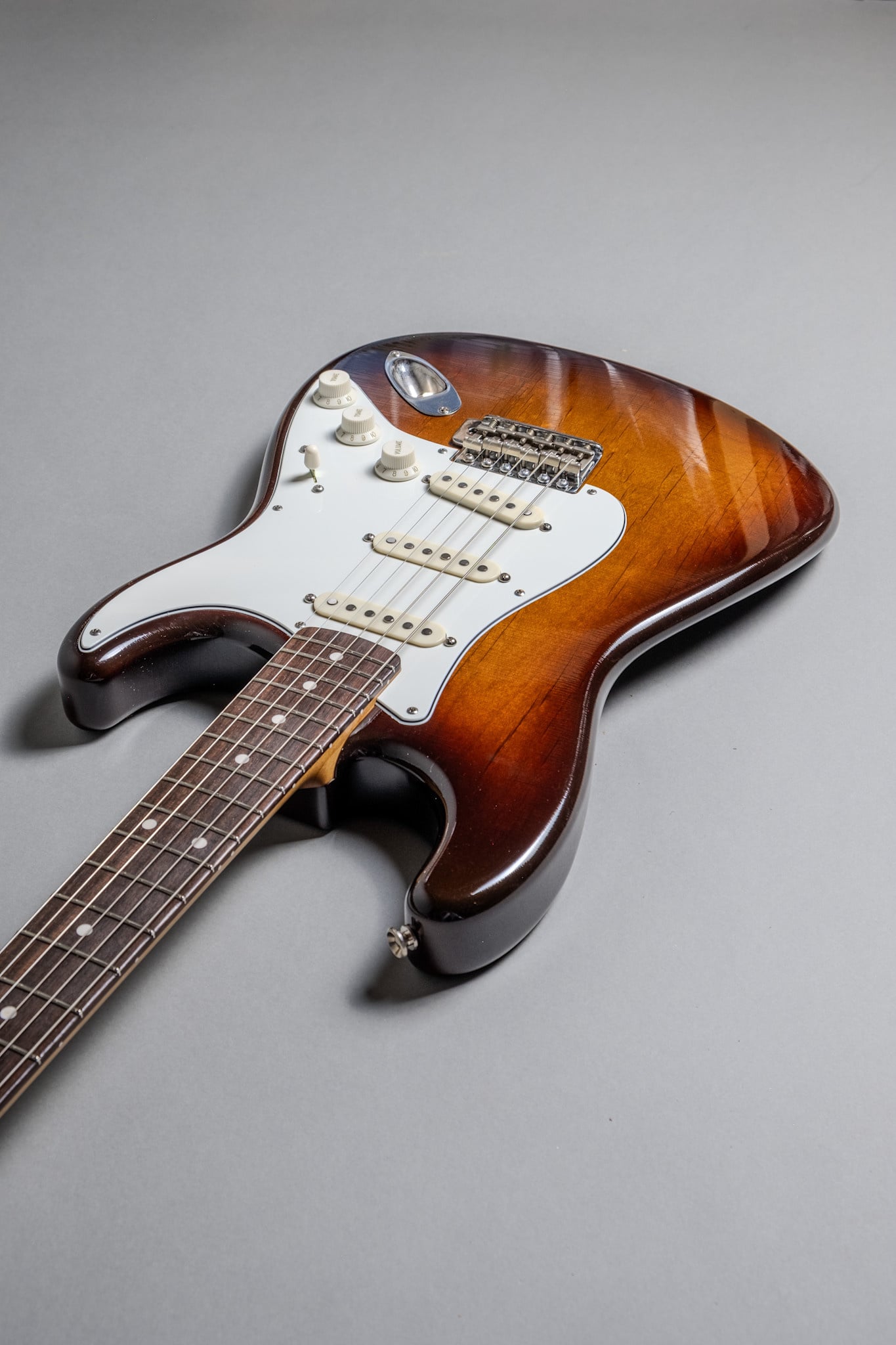 Lewis Parker Guitar Co. Signature 'S' Electric Guitar, Tobacco Sunburst Light Relic, w/Hardshell Case