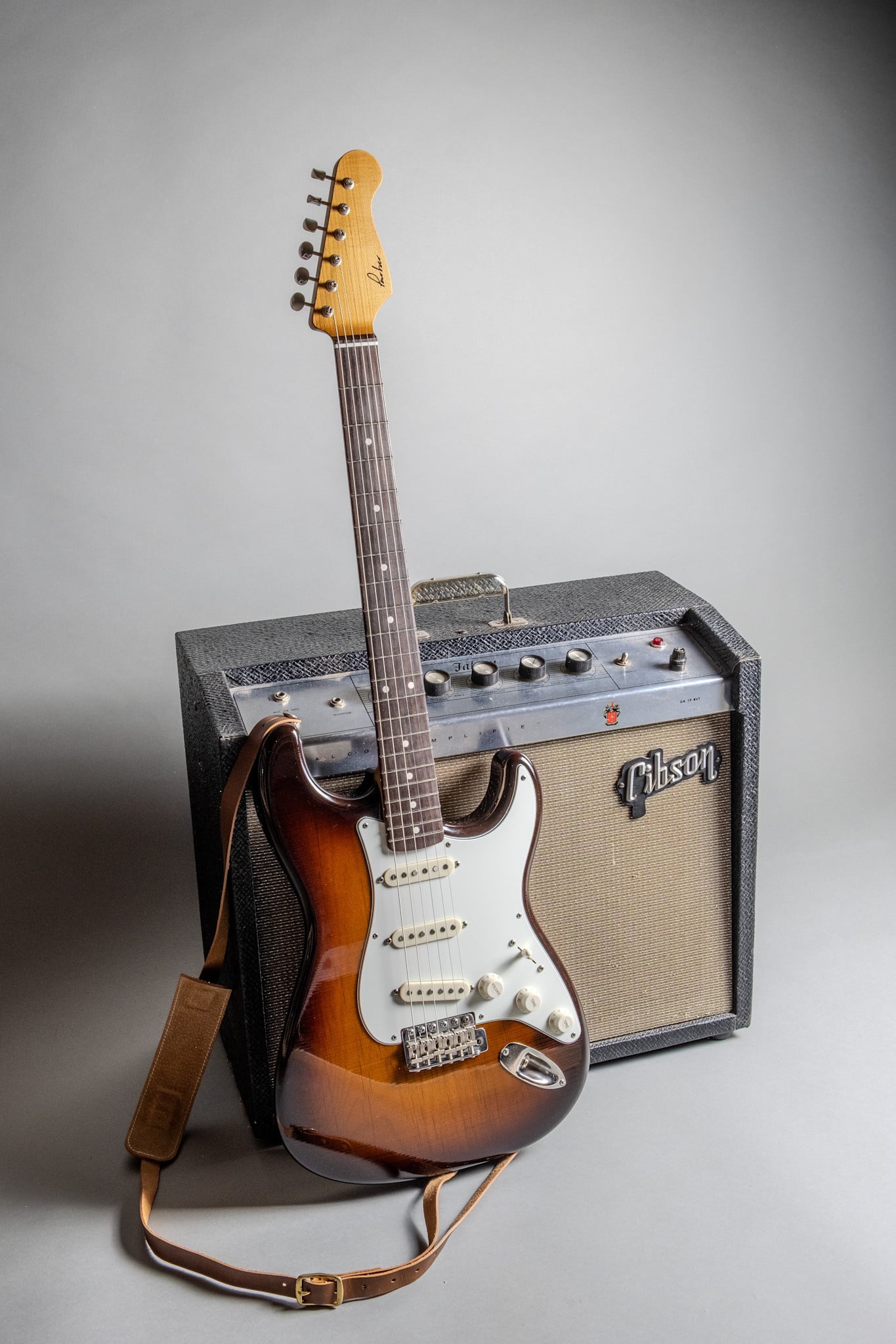 Lewis Parker Guitar Co. Signature 'S' Electric Guitar, Tobacco Sunburst Light Relic, w/Hardshell Case