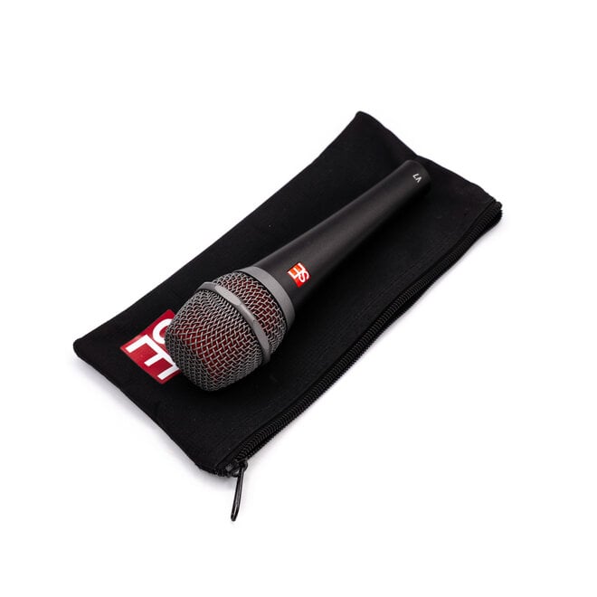 sE Electronics V7 Handheld Supercardioid Dynamic Microphone