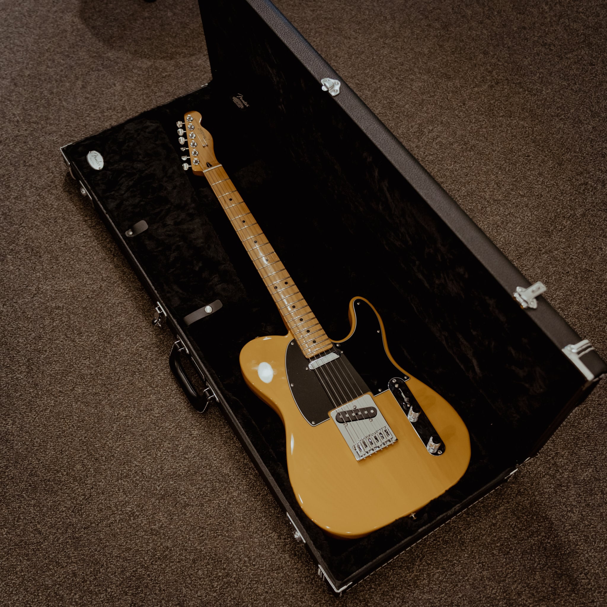 Fender Player II Telecaster Electric Guitar, Butterscotch w/Case