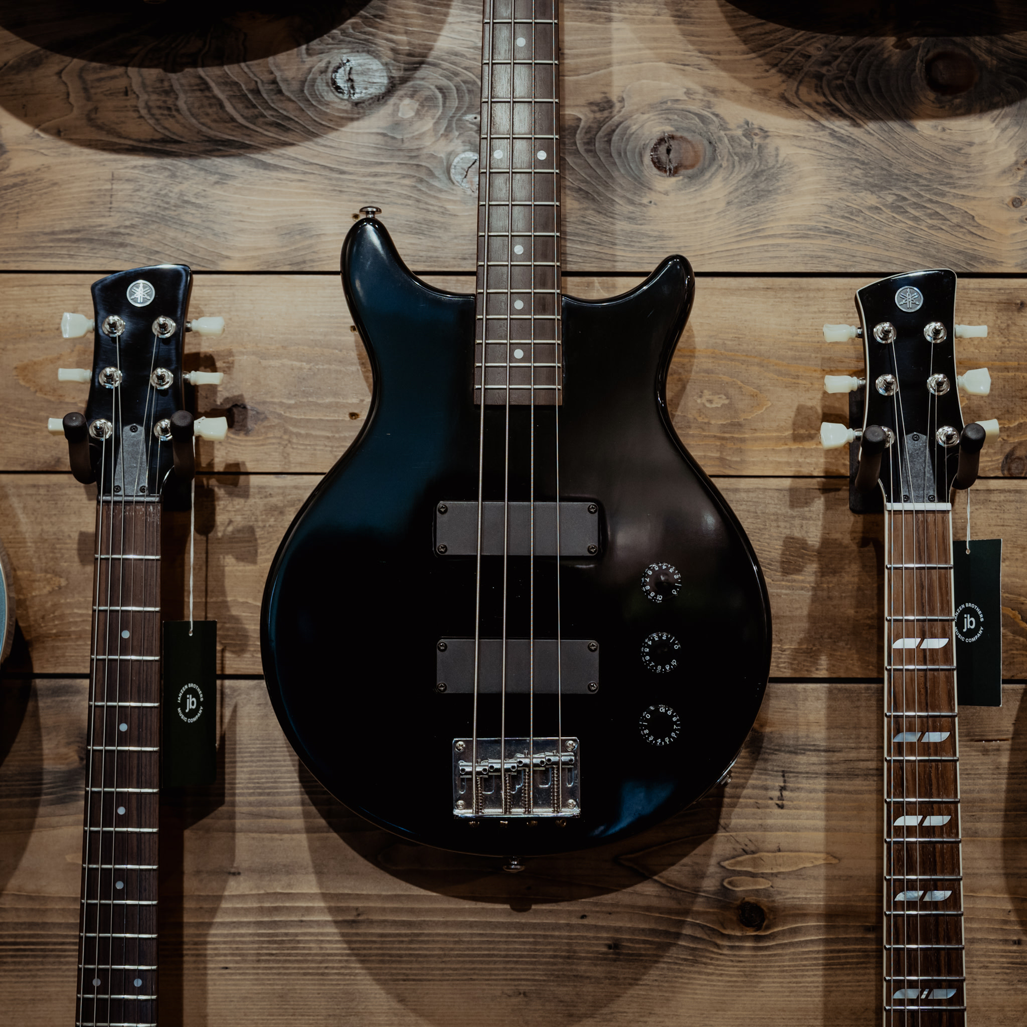 Hamer Slammer Double Cut Short Scale Bass, Black