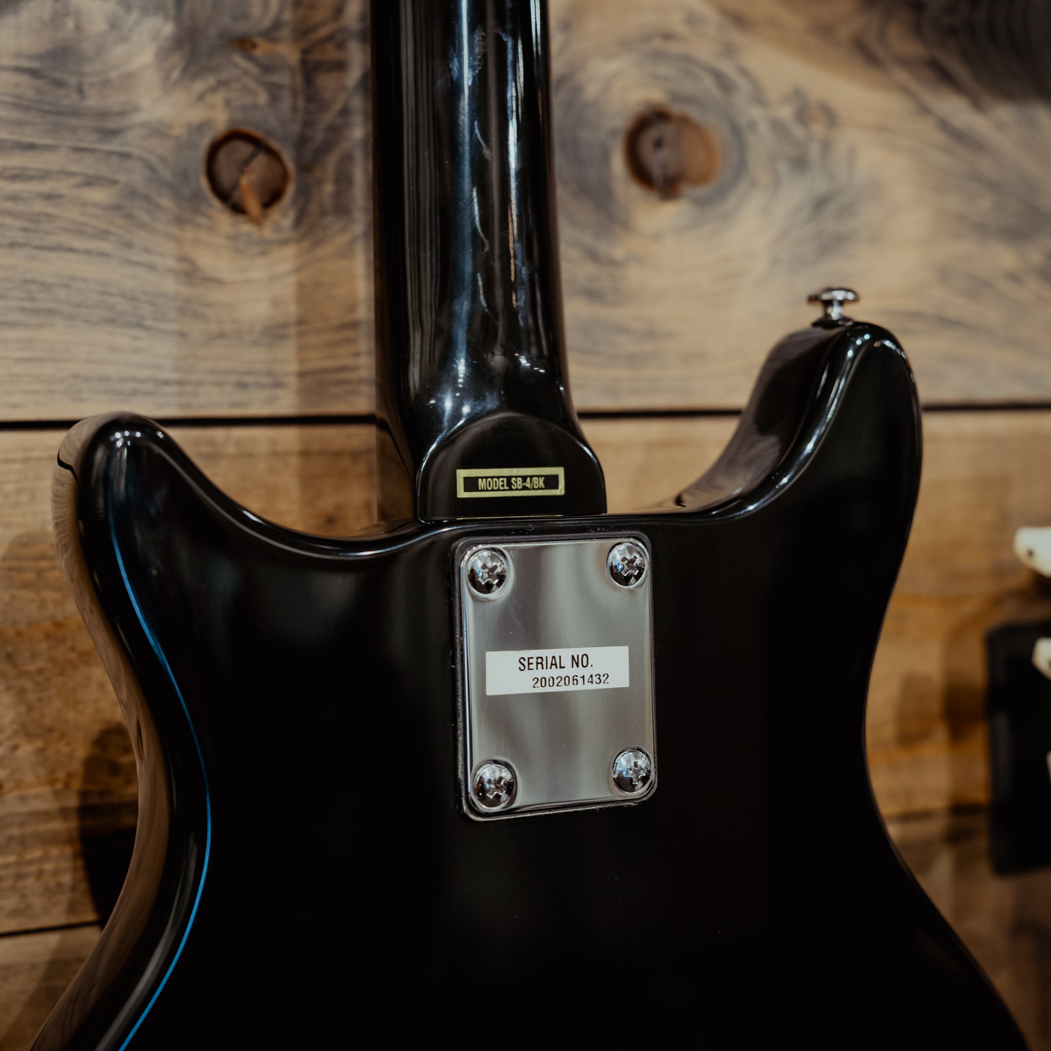 Hamer Slammer Double Cut Short Scale Bass, Black