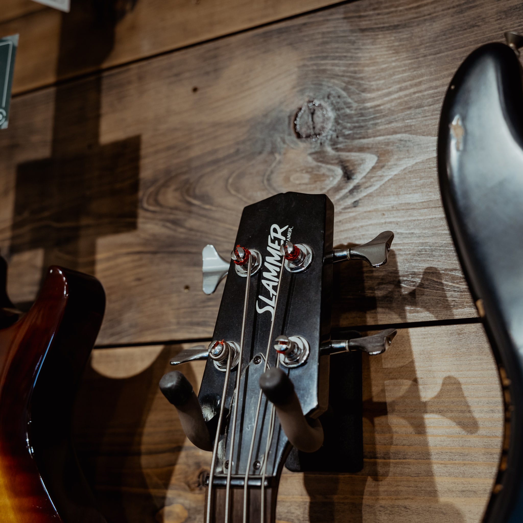 Hamer Slammer Double Cut Short Scale Bass, Black