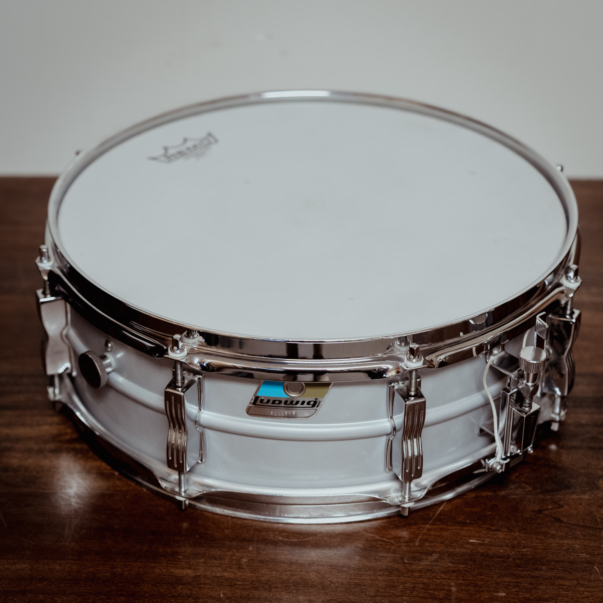 1980s Ludwig Acrolite 14x5 Snare Drum, Rounded Blue/Olive Badge