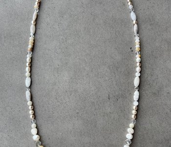 Collier perle blanche long