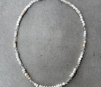 Collier perle blanche court