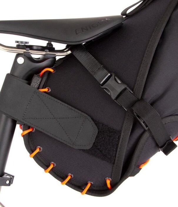 RESTRAP SADDLE BAG - Black, 14 Litres