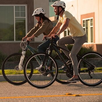 URBAN + EBIKES