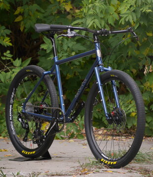 Piolet Deep Metallic Blue Small