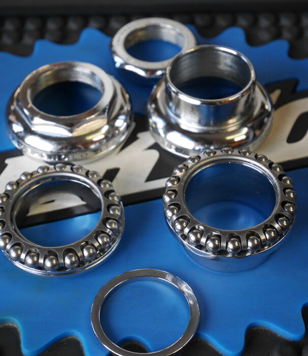 Campagnolo Nuovo Record 1" Headset