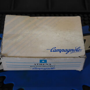 Athena Bottom Bracket - English 68 1.37x24 NOS