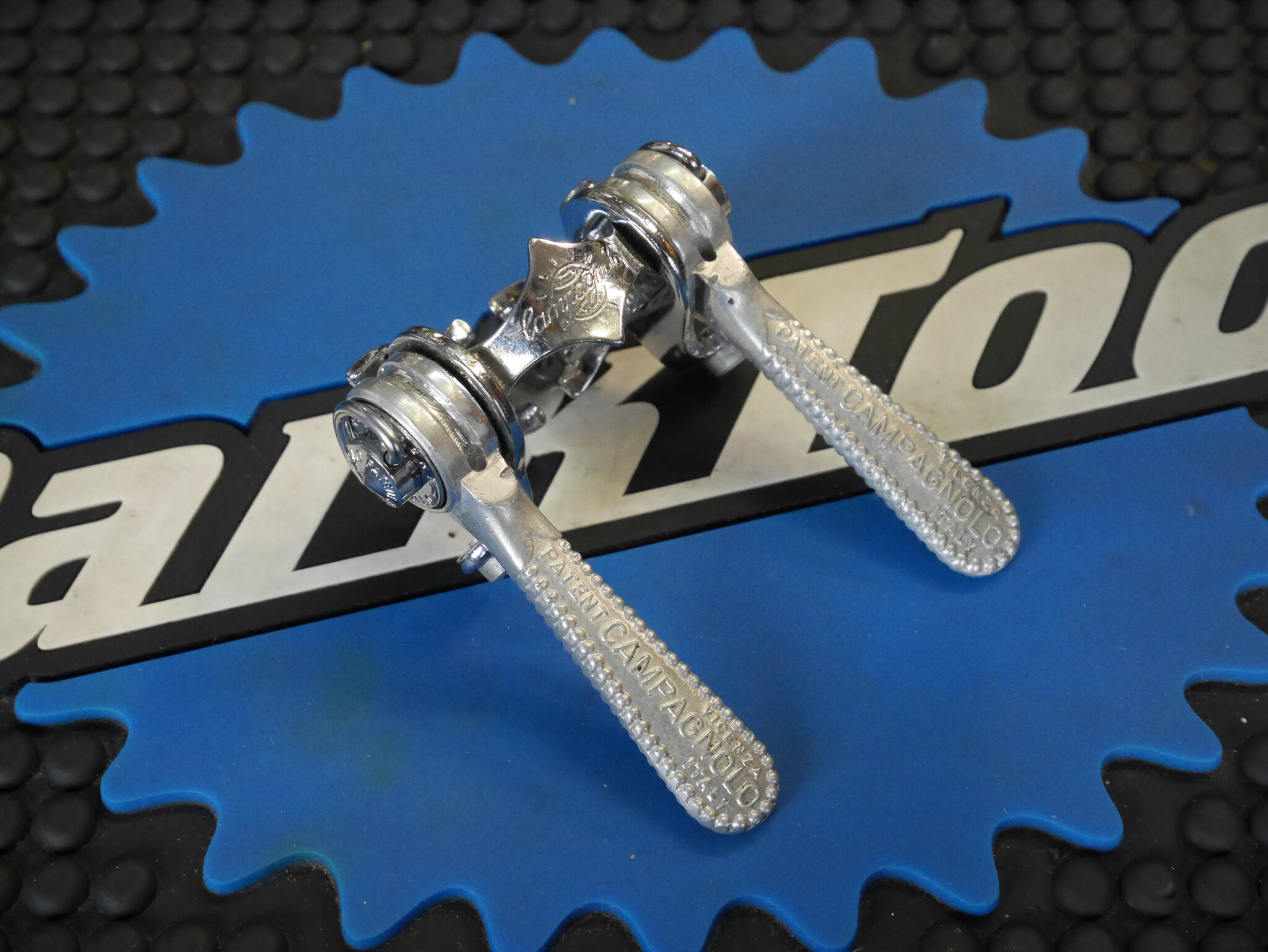 campagnolo-nuovo-record-down-