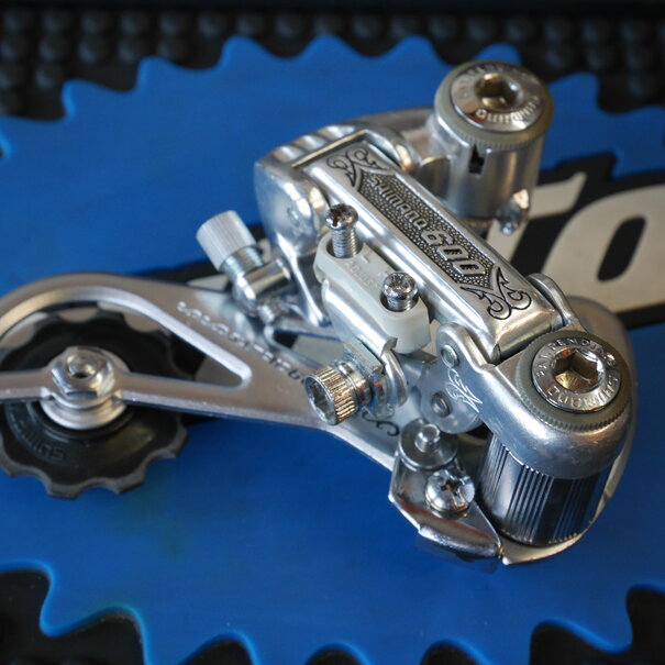 SHIMANO 600EX Arabesque Rear Derailleur - Long Cage