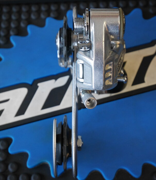 SHIMANO 600EX Arabesque Rear Derailleur - Long Cage