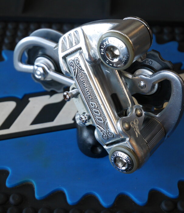 SHIMANO 600EX Arabesque Rear Derailleur - Long Cage