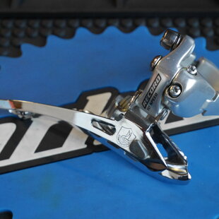 Record 10 Speed Front Derailleur - Clamp-On 35mm