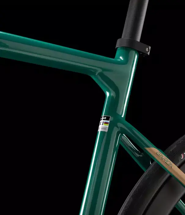 Garda G42 , Green Gold Gloss - Small