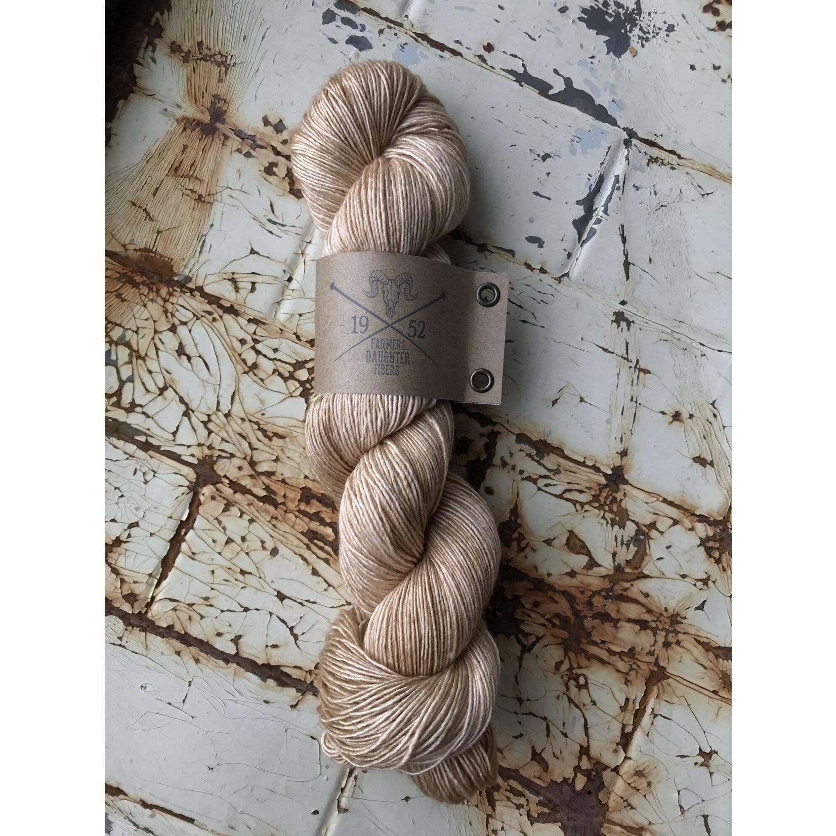 The Farmer's Daughter Fibers Foxy Lady, Horse Belly