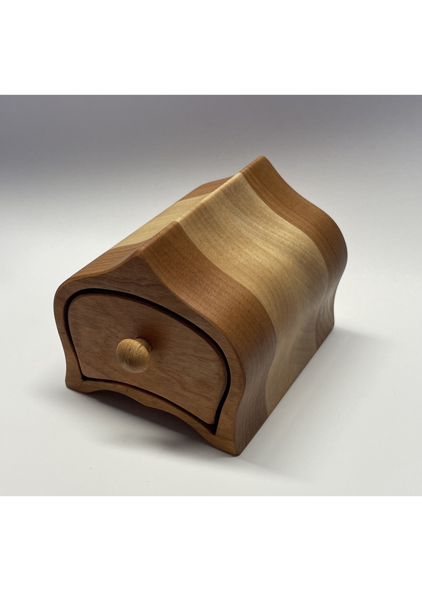 André Dorais Dorais - Jewlery box Makwa