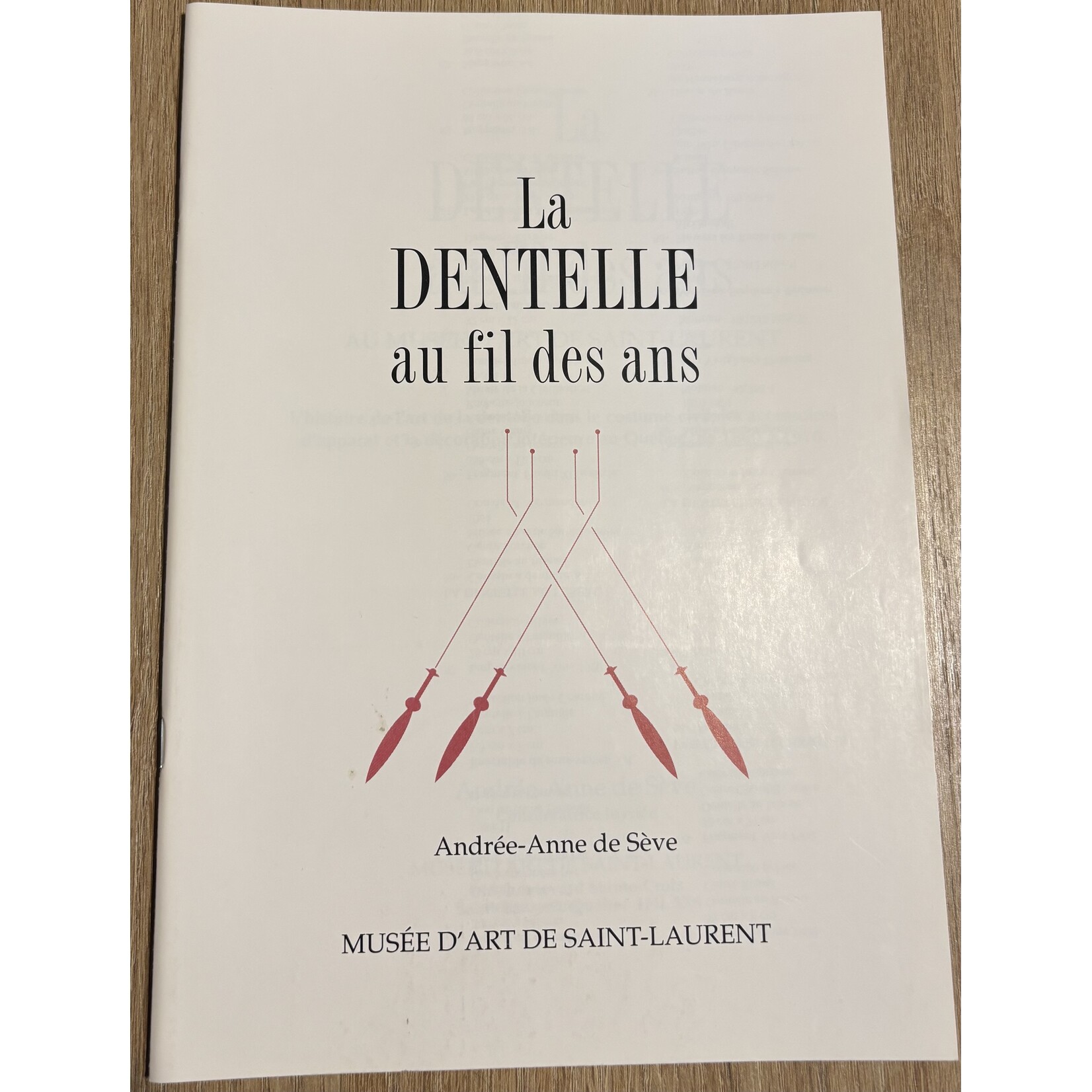 MUMAQ La Dentelle au fil des ans
