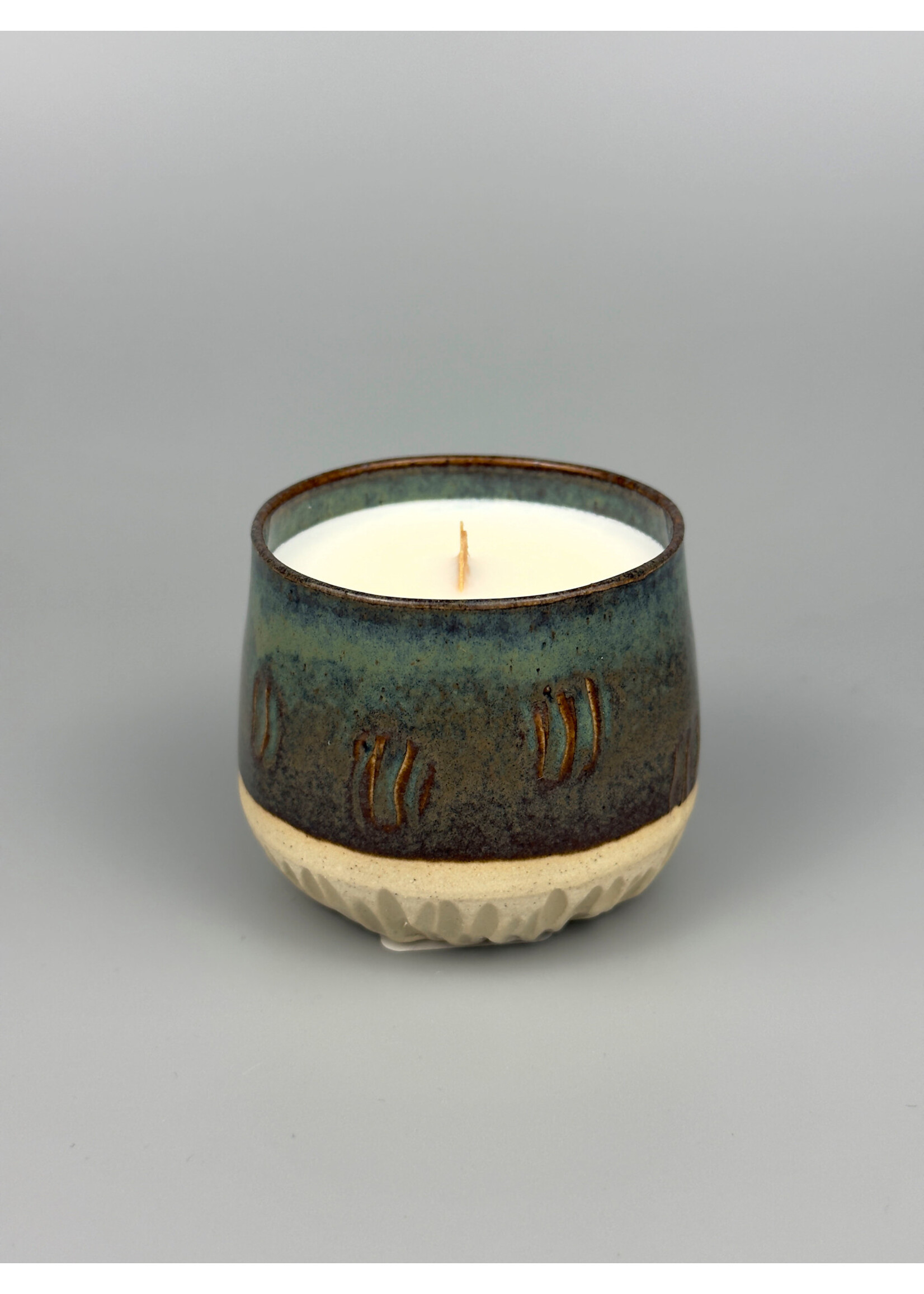 Coralie Huckel MUMAQ-C0035 - Coralie Huckel -  Chandelle Verveine/Cyprès dans petit verre