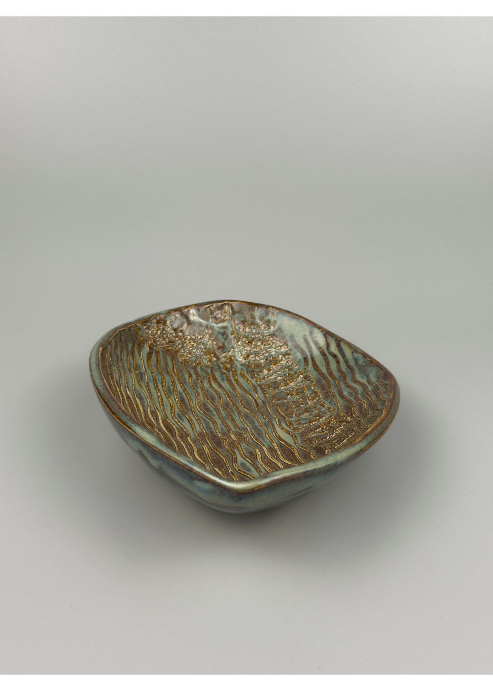 Coralie Huckel MUMAQ-C0033 - Coralie Huckel - Assiette - Forme amande