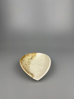 Coralie Huckel MUMAQ-C0027 - Coralie Huckel - Assiette - Grès - Forme en larme