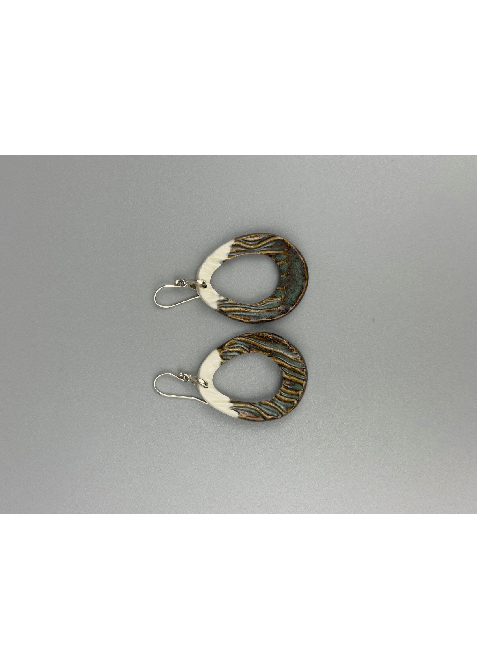 Coralie Huckel MUMAQ-B0025 - Coralie Huckel - Boucles d'oreilles - Grès - Métal