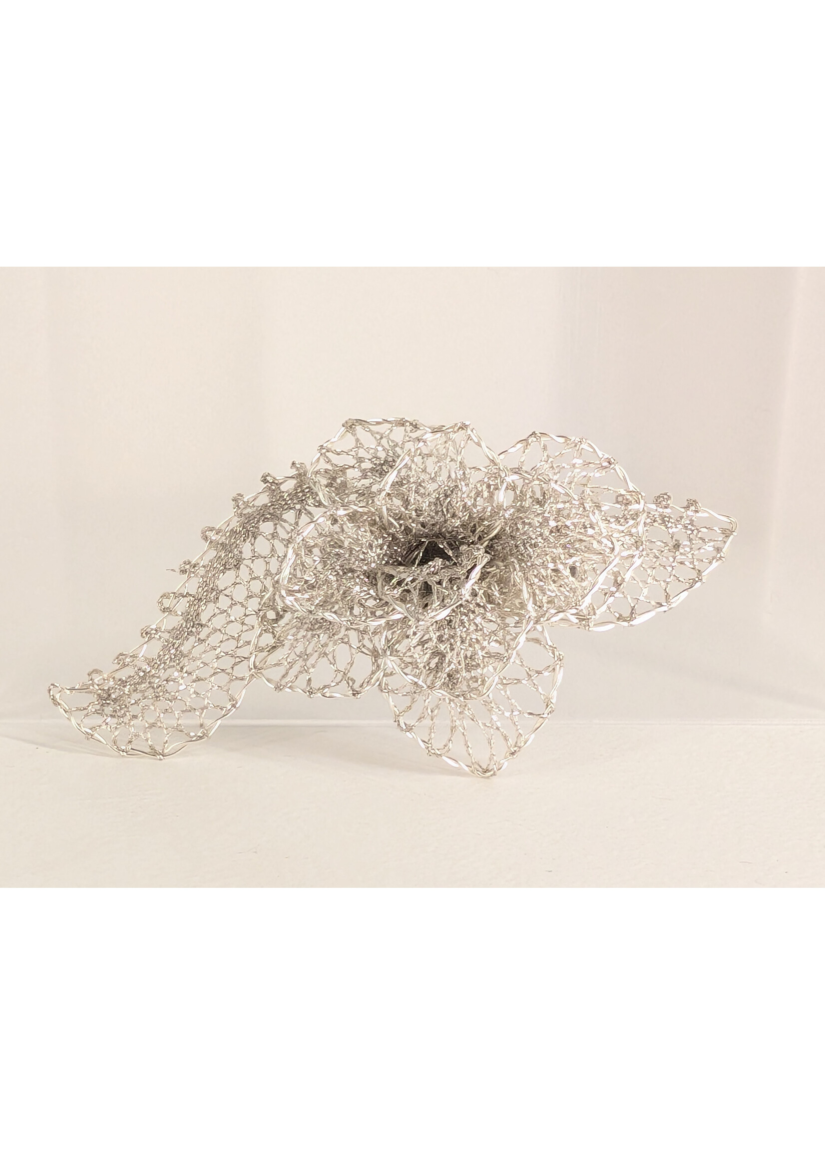 Véronique Louppe Dentellière Broche PETITE FLEUR V. Louppe