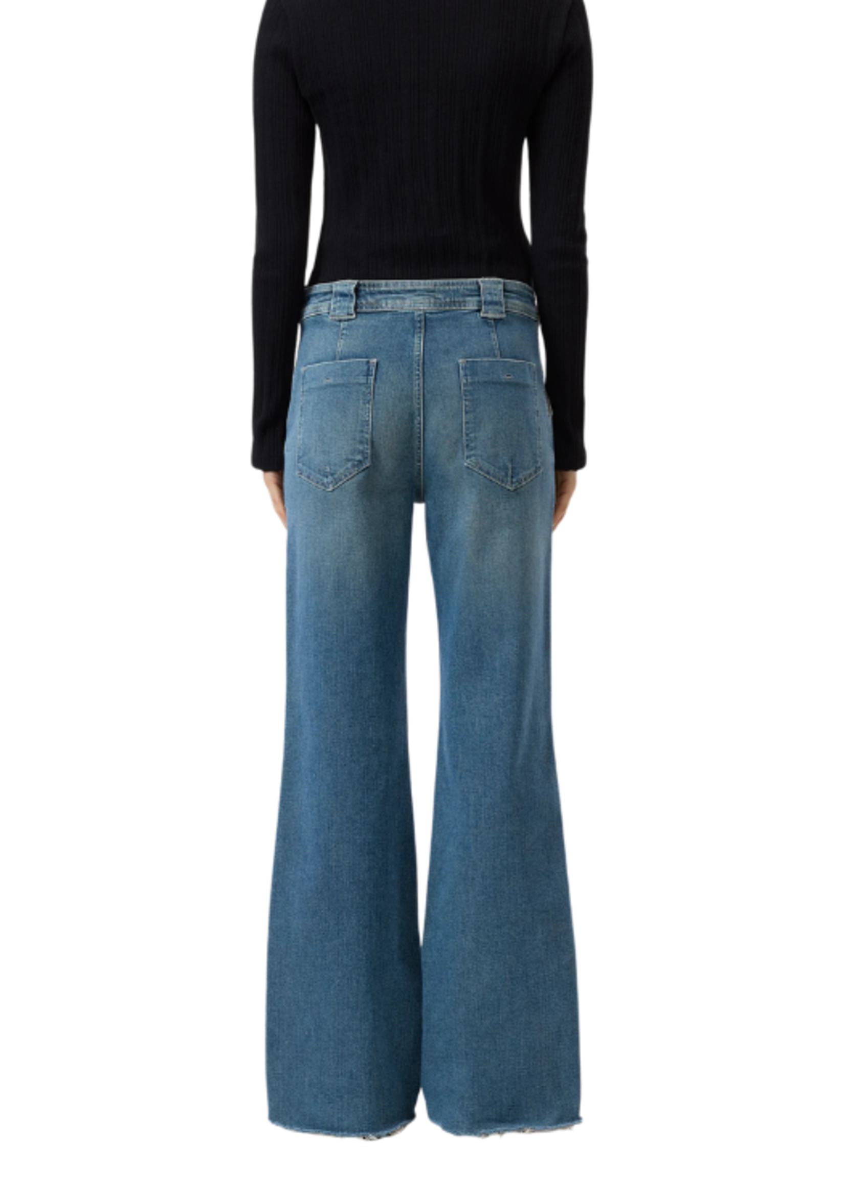 Closed Closed Hi-Sun Jean