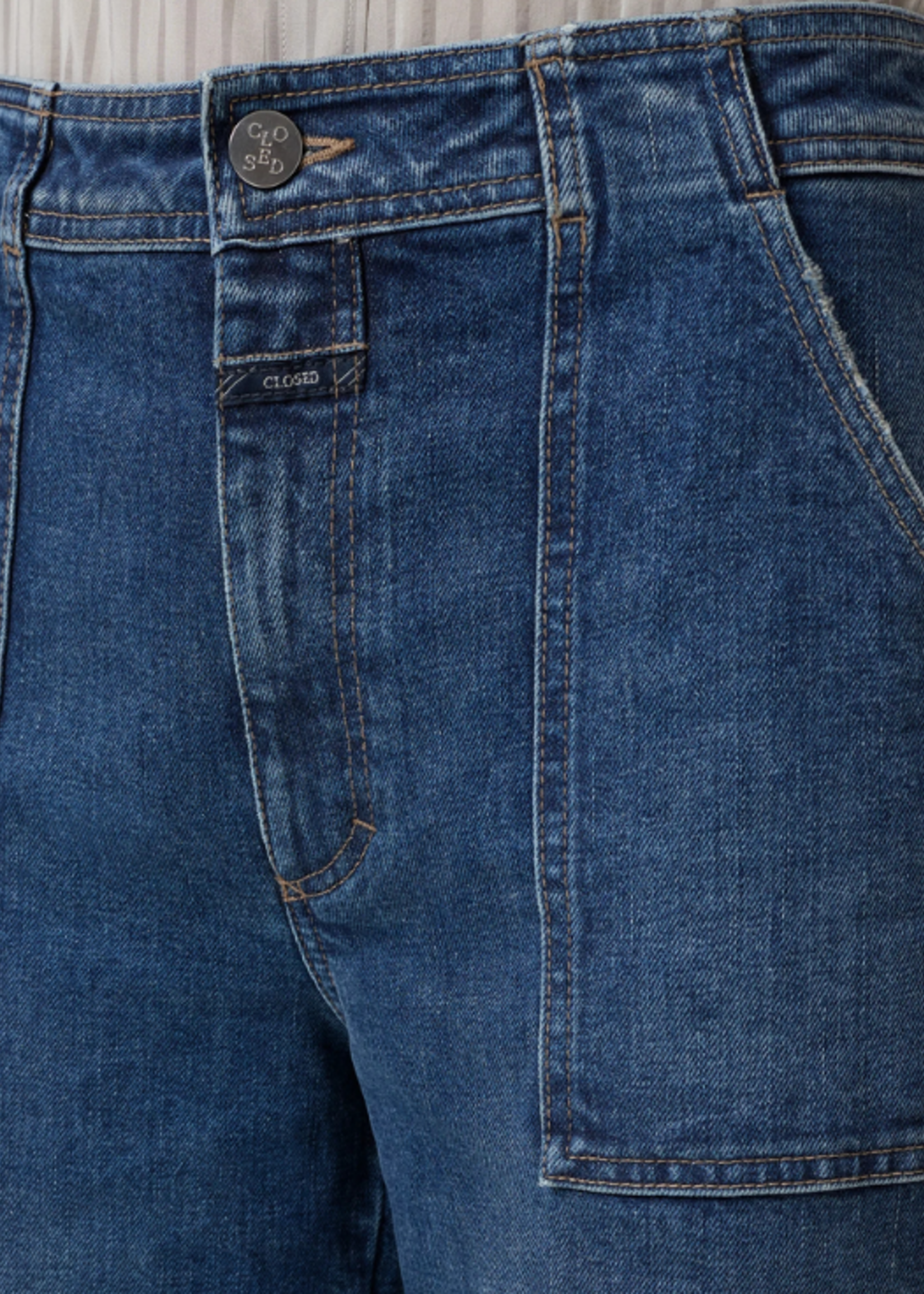 Closed Closed Aria Jean