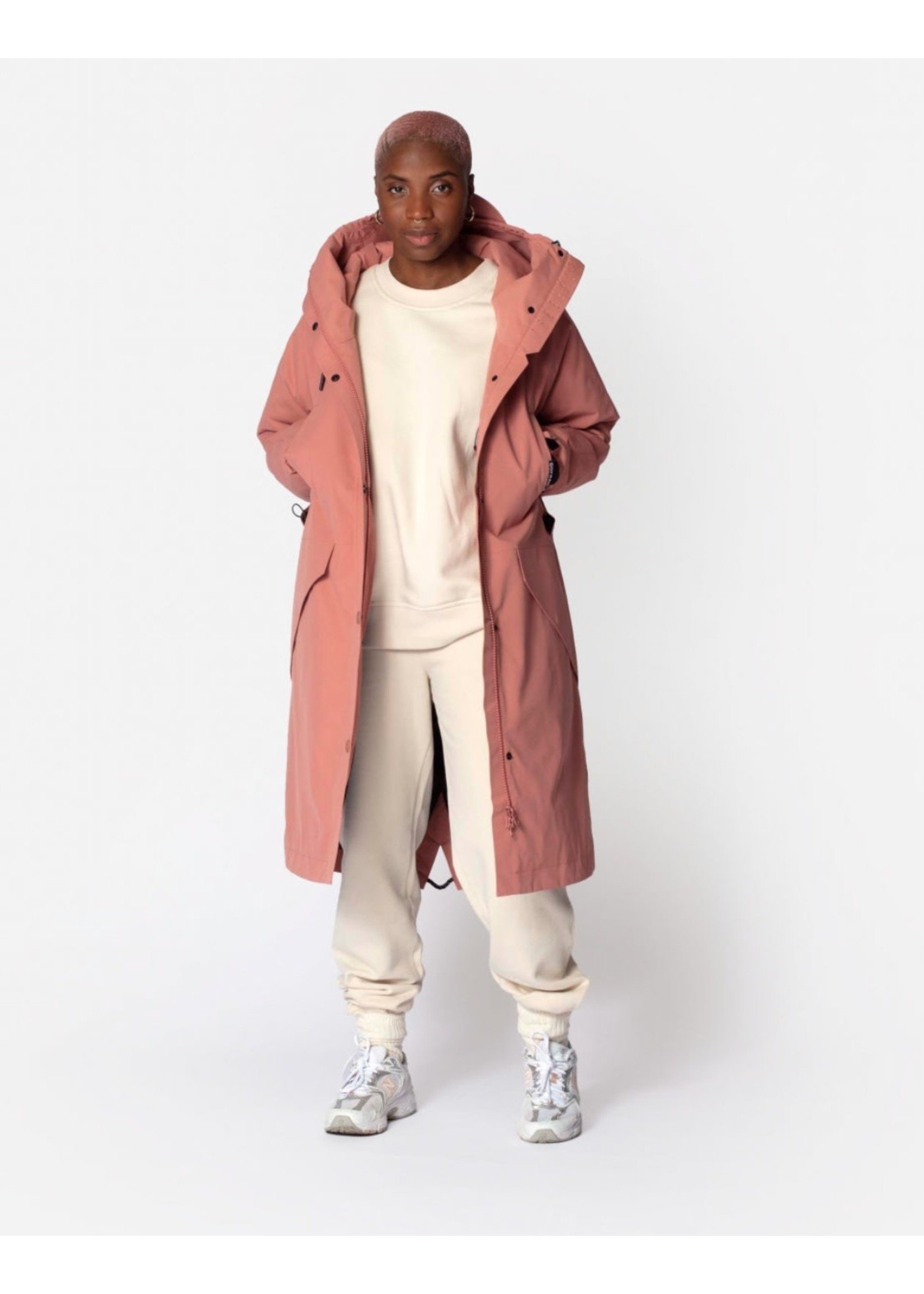 Go Frank Go Frank, Ladies Cold Winter Long Parka With Fur Lining in Desert Sand Pink