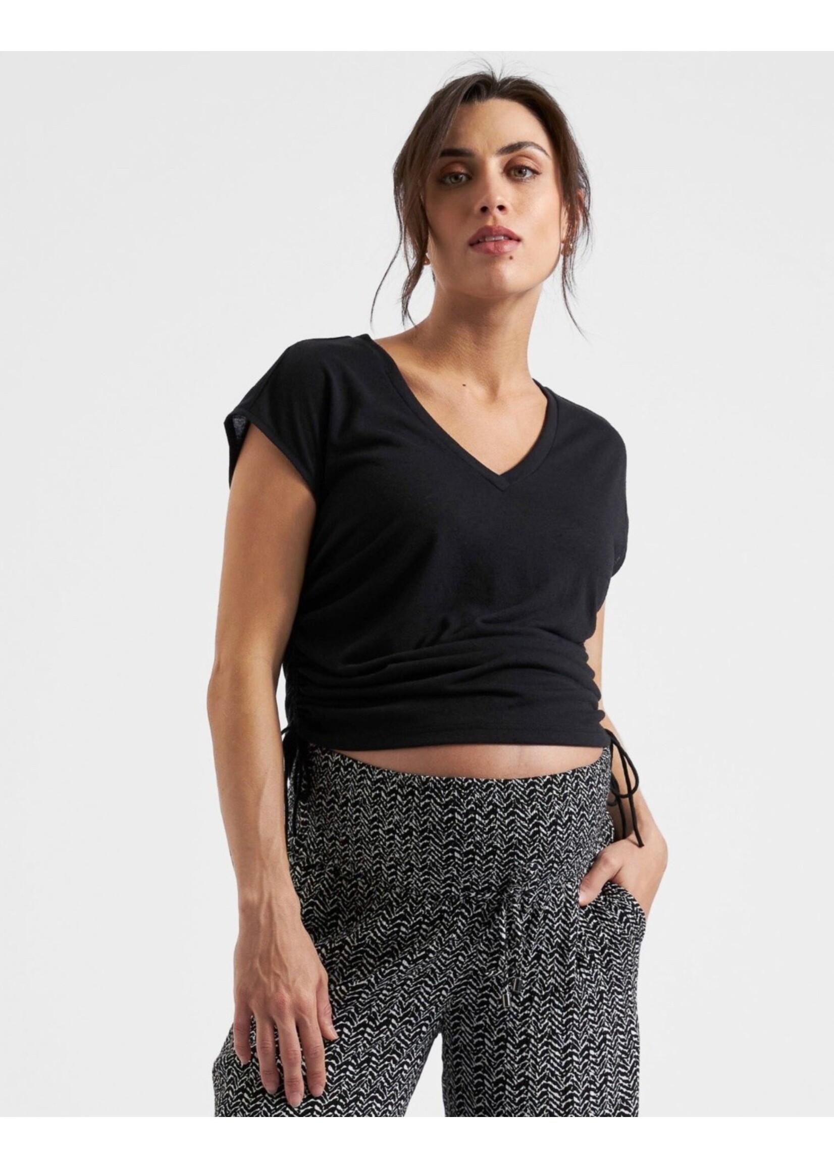 Ripe Maternity Ripe Maternity, Ziggy Ruched Tee || Black