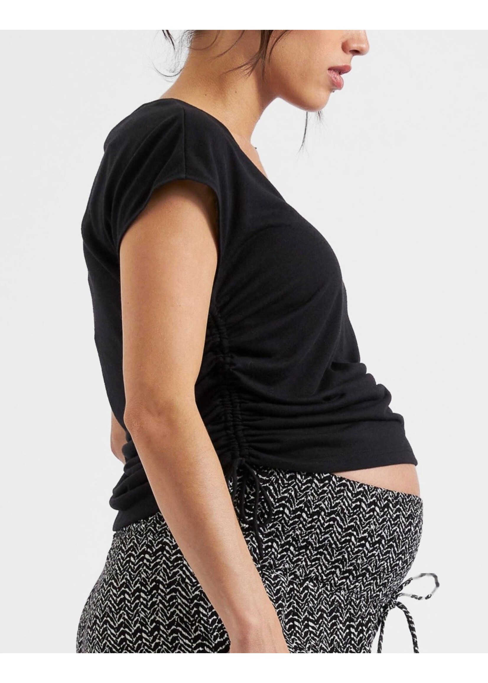 Ripe Maternity Ripe Maternity, Ziggy Ruched Tee || Black