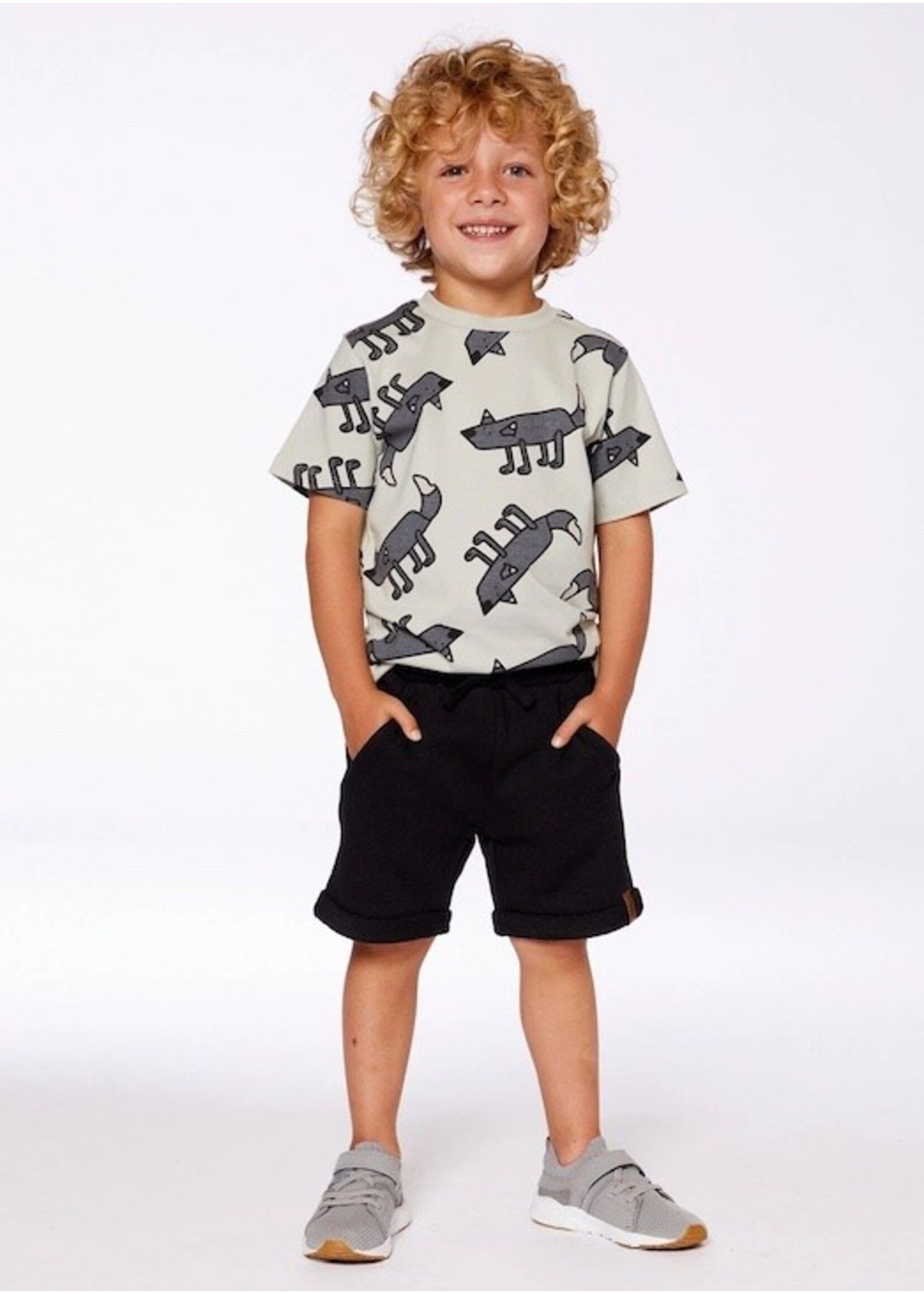 Deux Par Deux Deux Par Deux,  Gray Wolf Print Organic Cotton Graphic Tee || Minral Grey