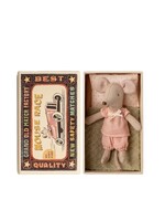 Maileg Maileg, Little Sister Mouse in Matchbox || Pink Gingham