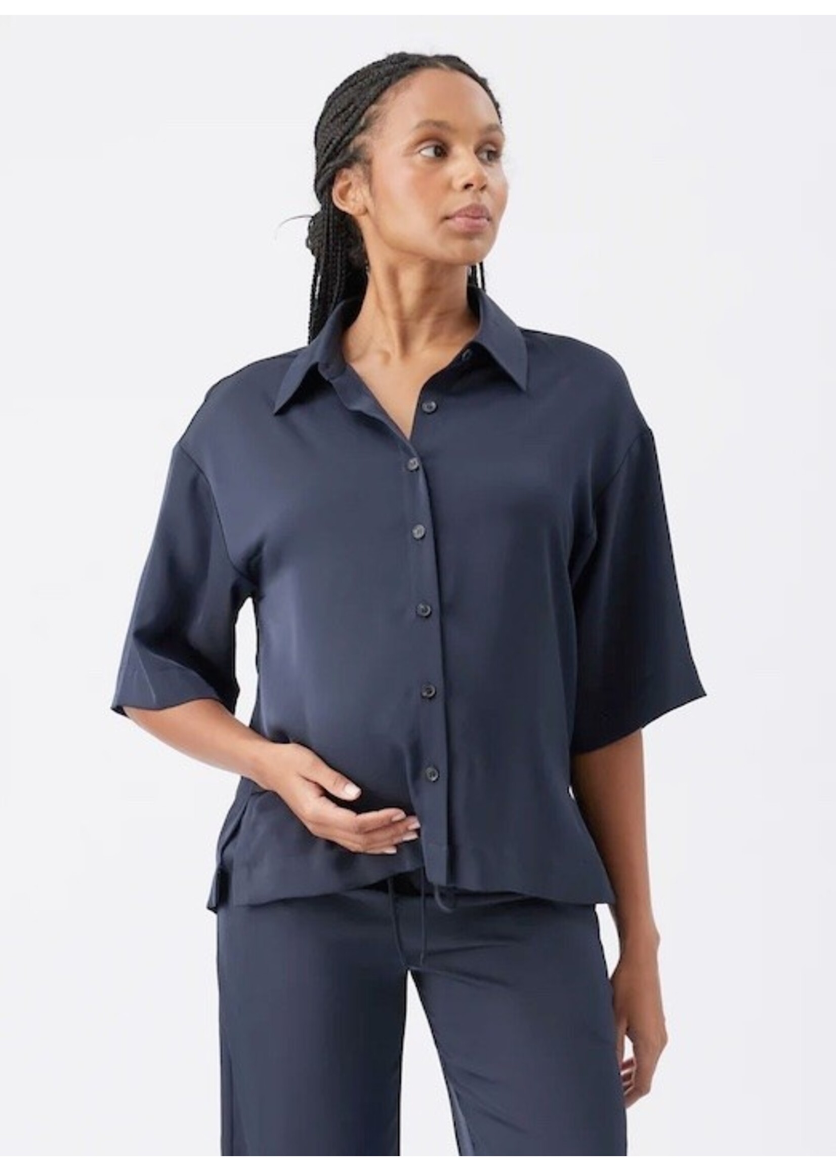 Ripe Maternity Ripe Maternity, Tamara Satin Shirt || Midnight