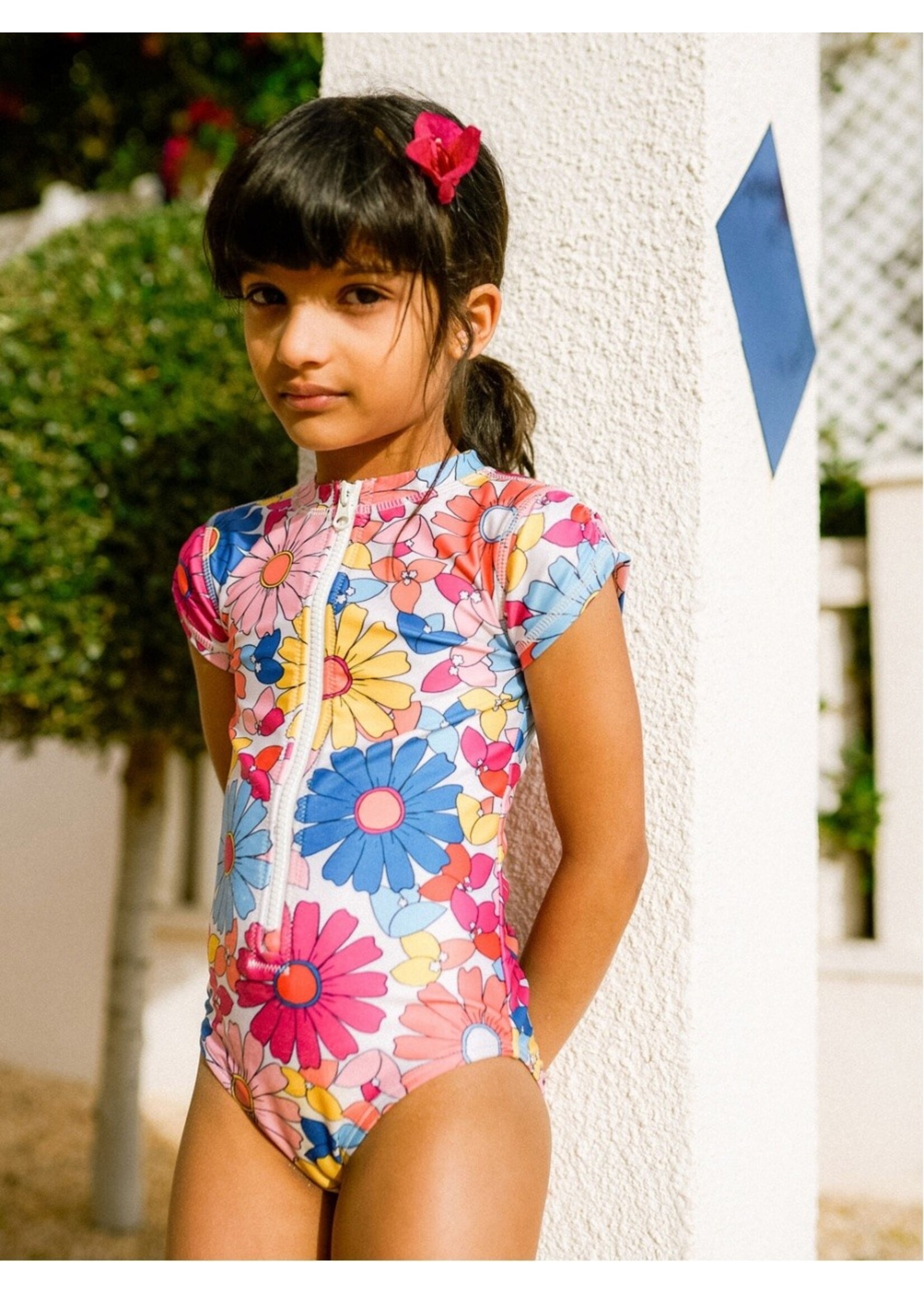 Tea Collection Tea Collection, Rash Guard One-Piece Swimsuit || Daisy Deluxe