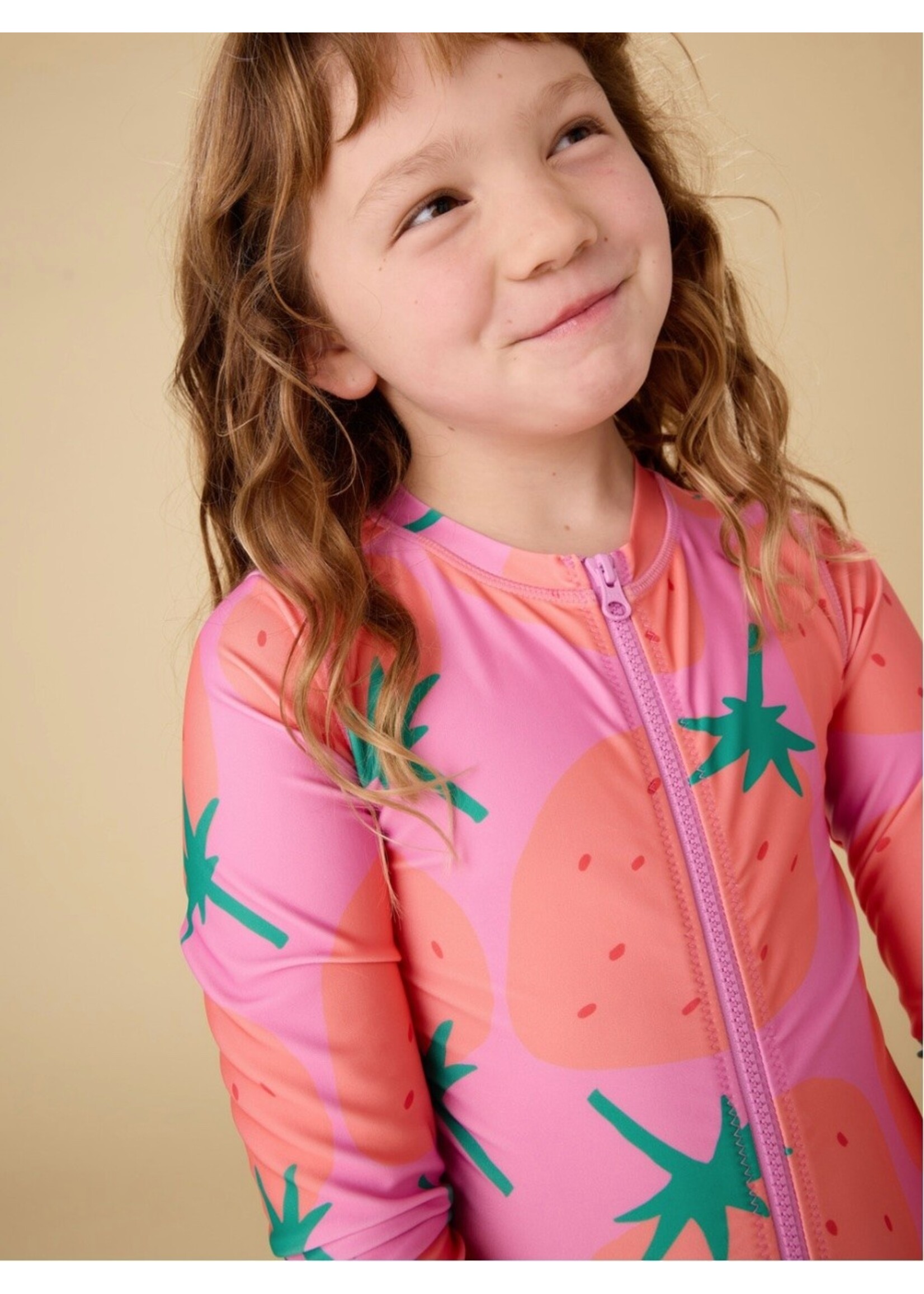 Tea Collection Tea Collection, Long Sleeve One-Piece Swimsuit || Fresas Favoritas