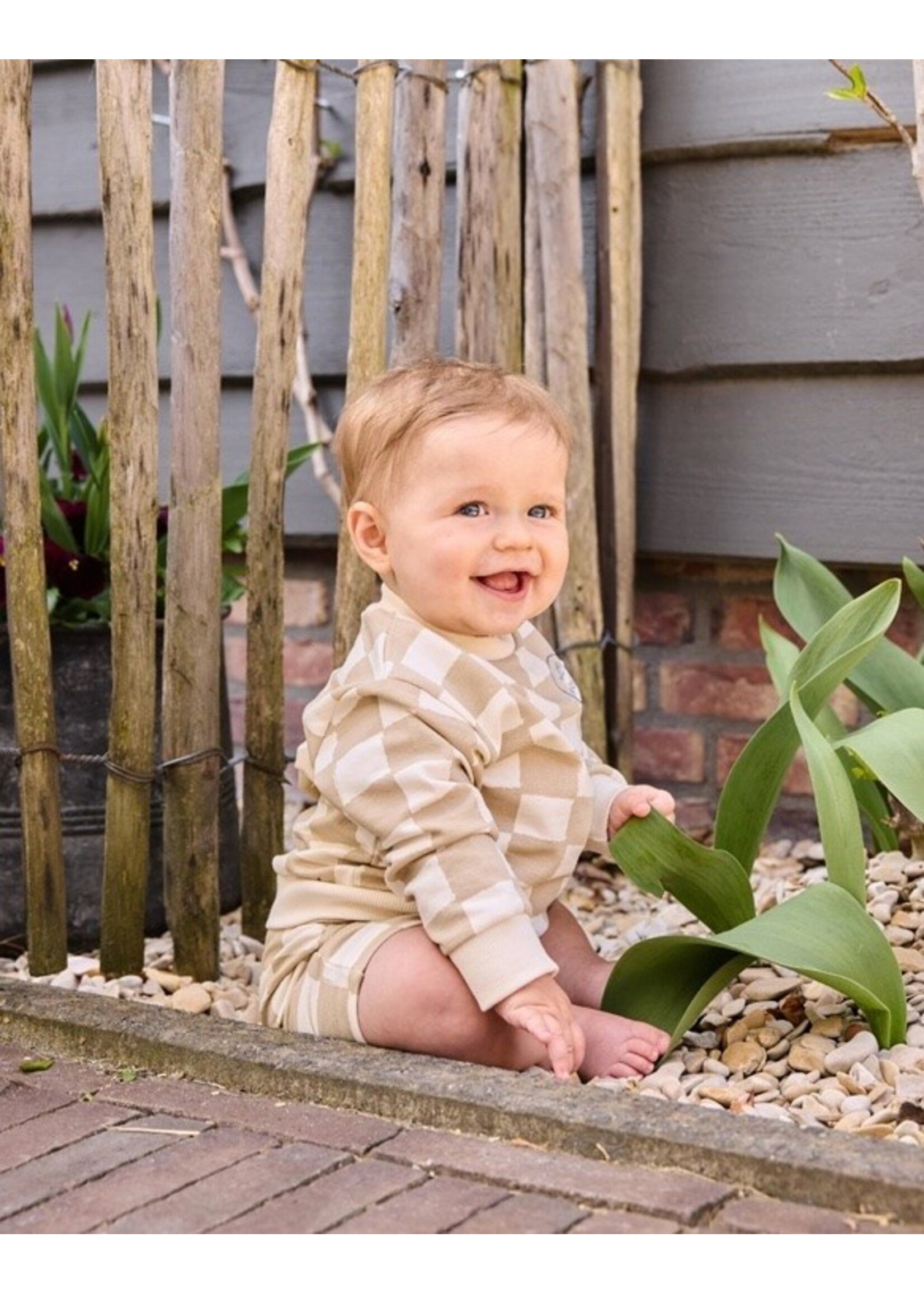 Dirkje Dirkje, Boys' Loose Fit Sweatshirt || Off-White Sand Checked