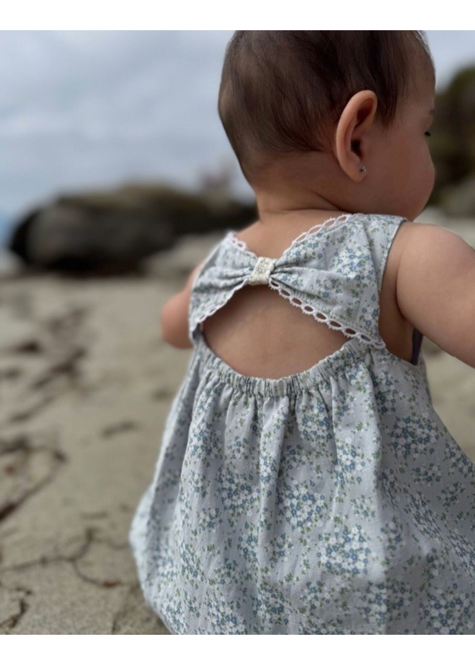 Vignette Vignette, Evie Bubble Romper || Blue Floral