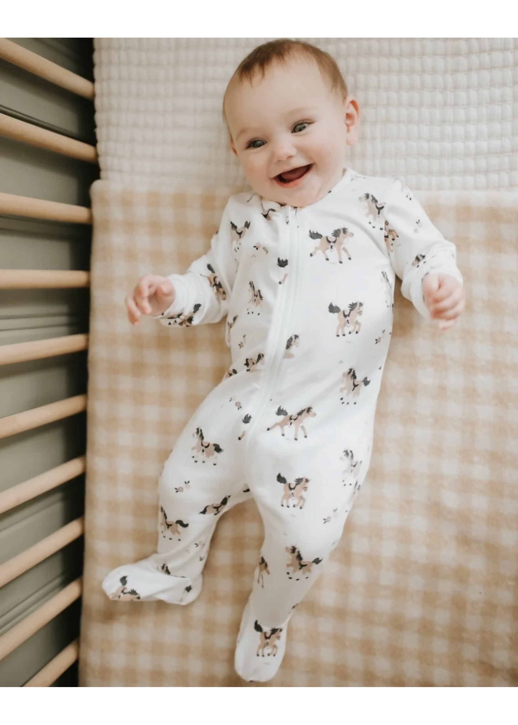 Petit Lem Petit Lem Pony Print Luna Knit Footed Sleeper || Off-White