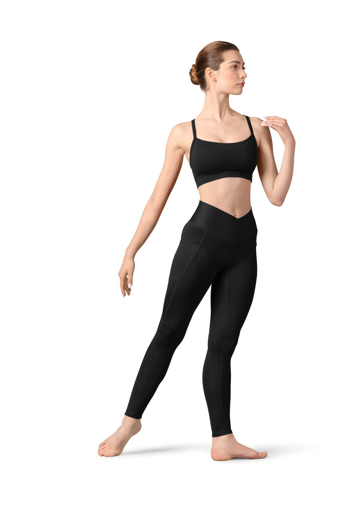 Bloch Bloch Twist Scoop Neck Crop Top- Z8457