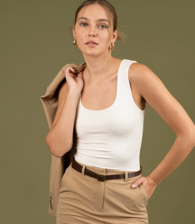 Reversible Scoop Sleeveless Tank Top