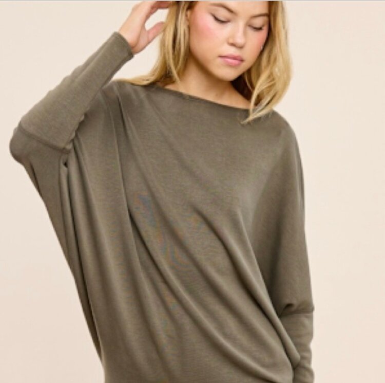 off shoulder  dolman sleeve tunic