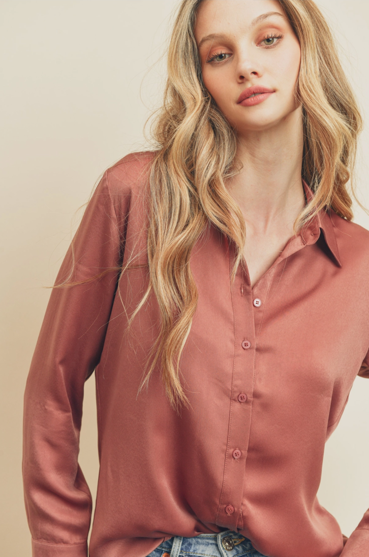 Dull Satin Slim Shirt