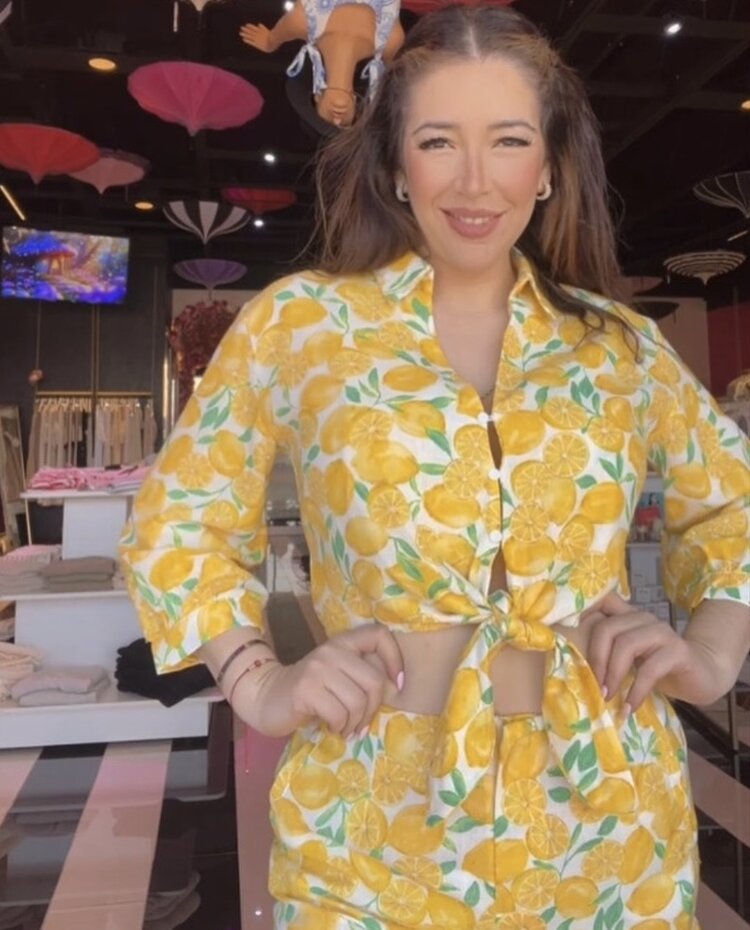 High Waist Shorts w/Fruit Design