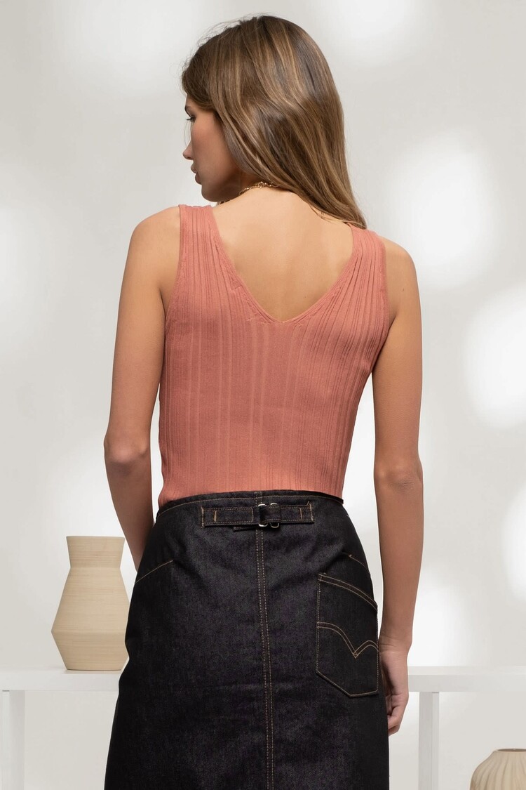 Sleeveless V Neck Sweater Top