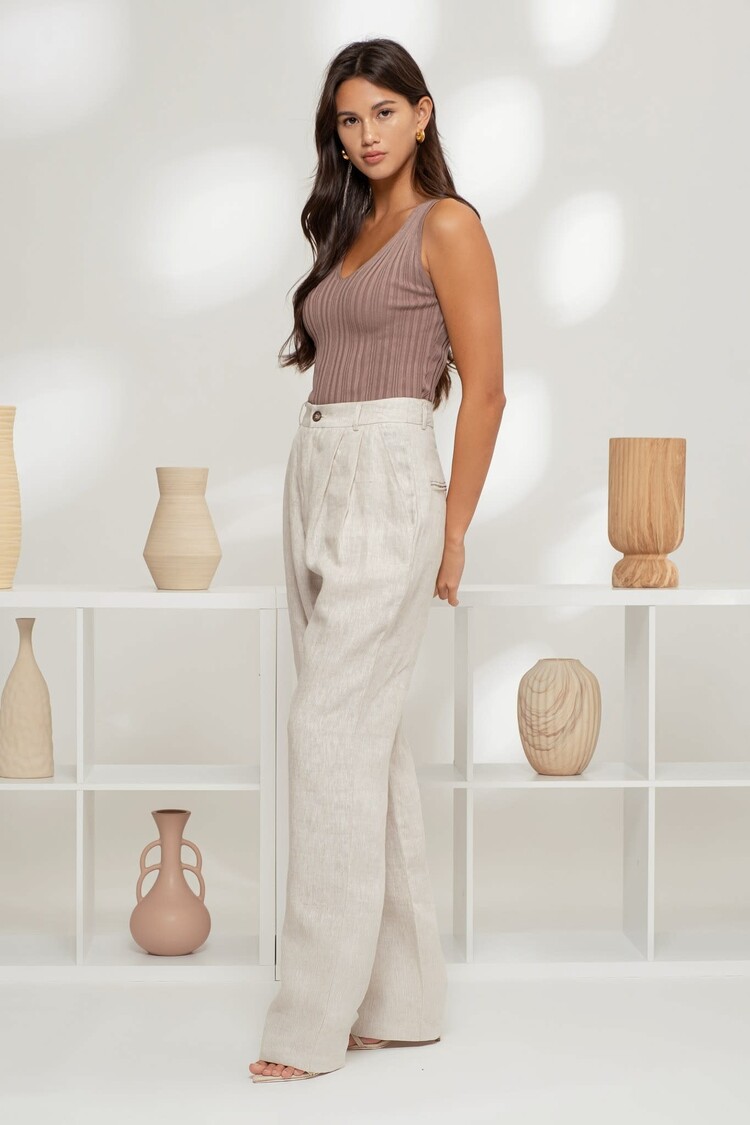 Sleeveless V Neck Sweater Top