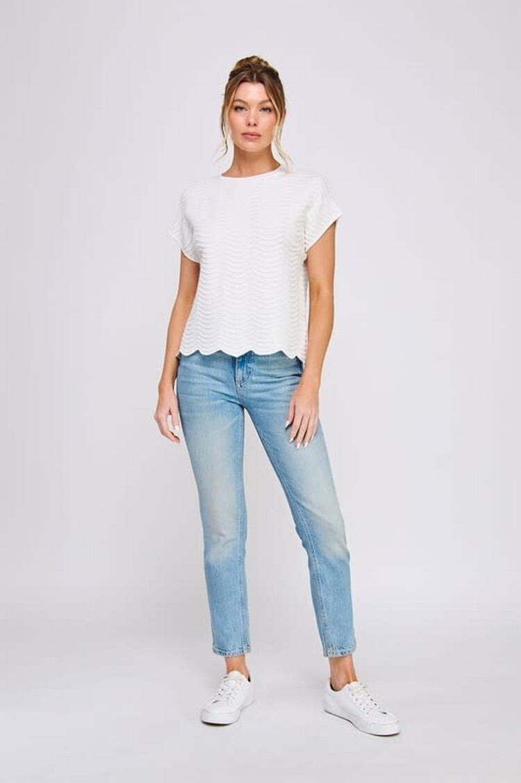 Scallop Pattern Knit Top